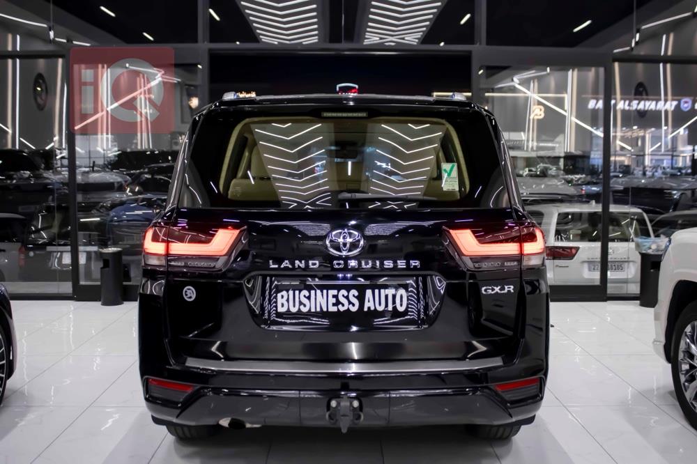 تويوتا لاندكروزر